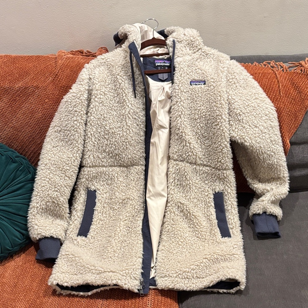 Patagonia Off-White Sherpa Fleece Coat - Small Like New